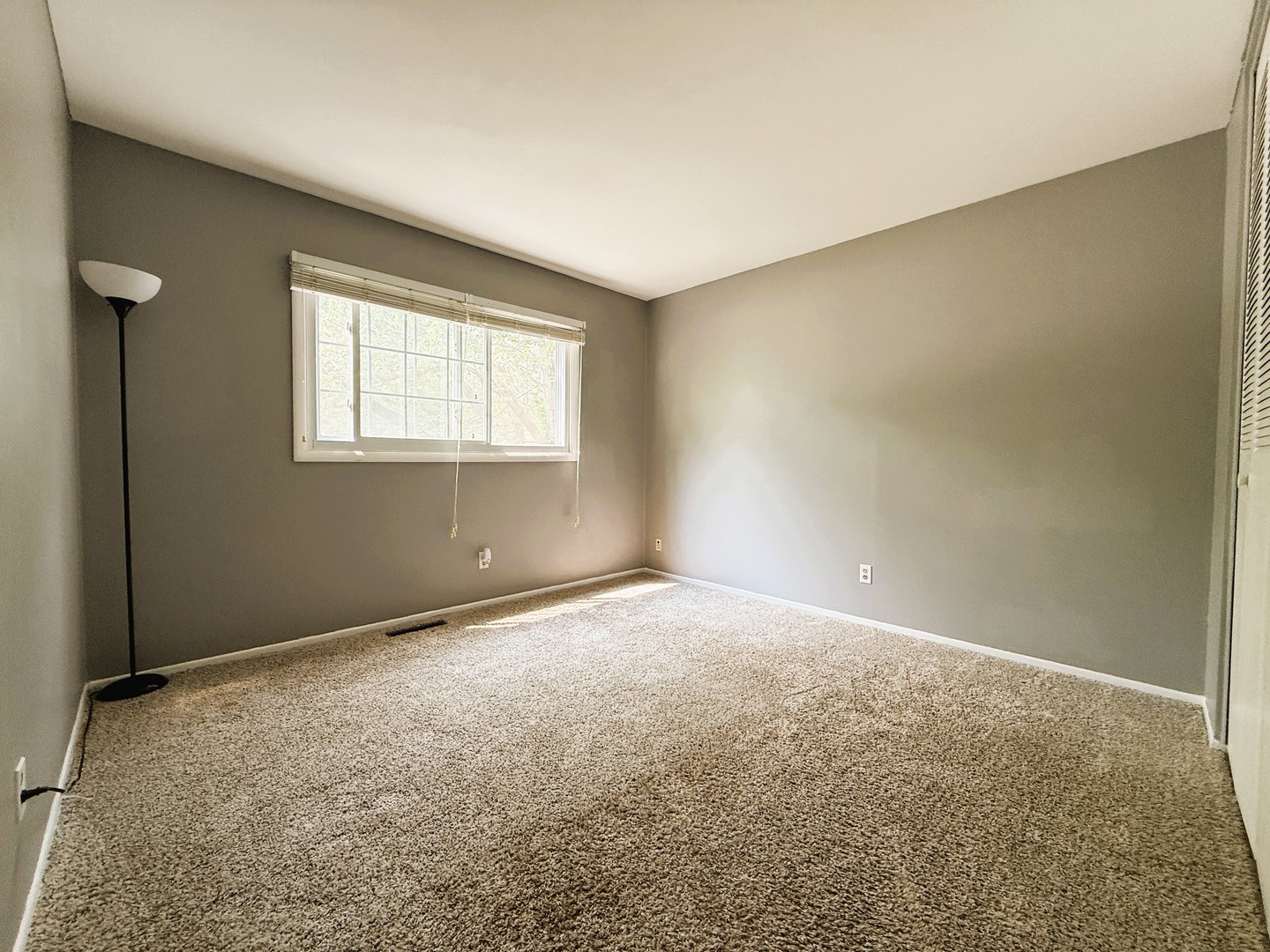 238 BERKSHIRE Drive, Crystal Lake, IL 60014