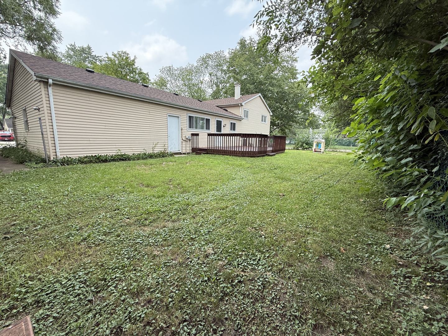 238 BERKSHIRE Drive, Crystal Lake, IL 60014