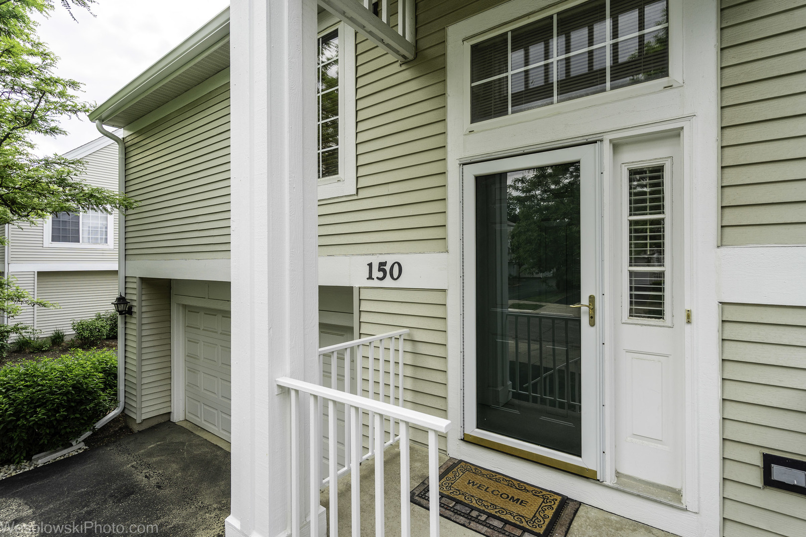 150 LUCERNE Court, Wheeling, IL 60090