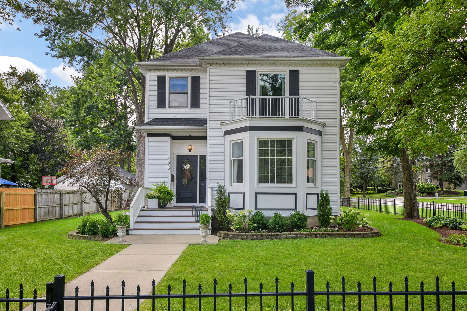 426 Elm Street, Batavia, IL 60510
