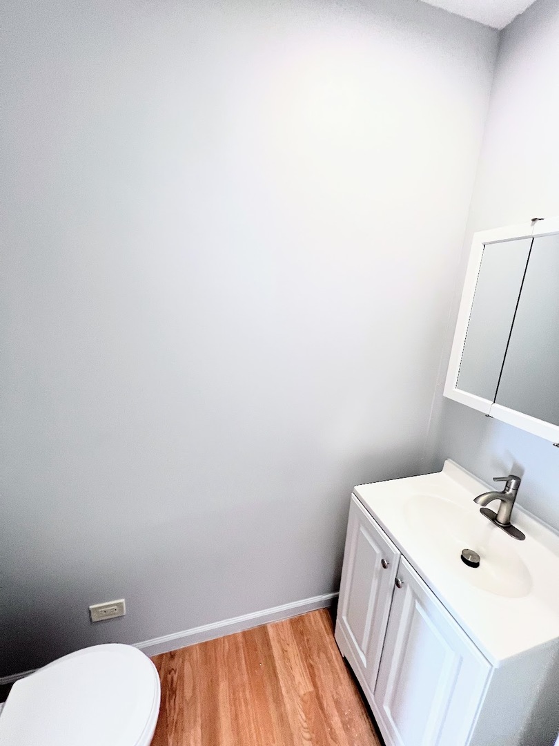 2518 S Saint Louis Avenue #2F, Chicago, IL 60623