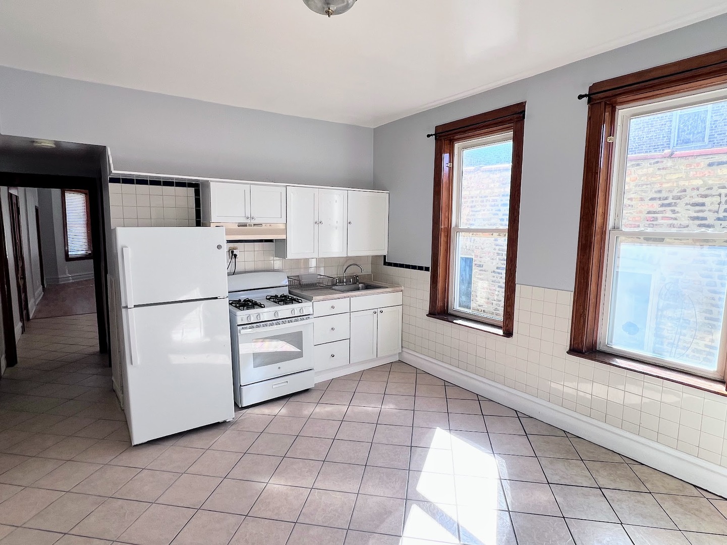 2518 S Saint Louis Avenue #2F, Chicago, IL 60623