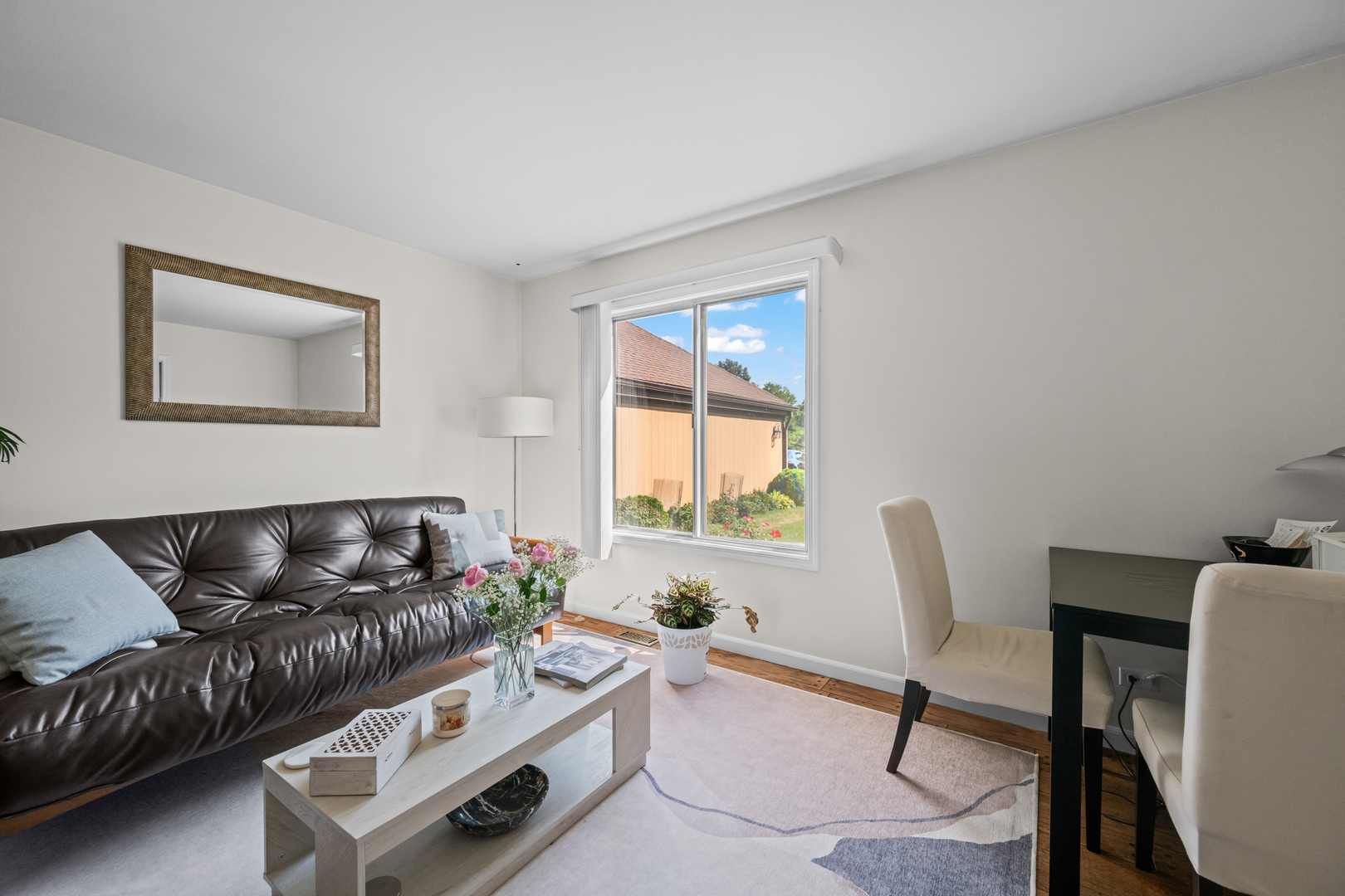 1324 Fairfax Lane, Buffalo Grove, IL 60089