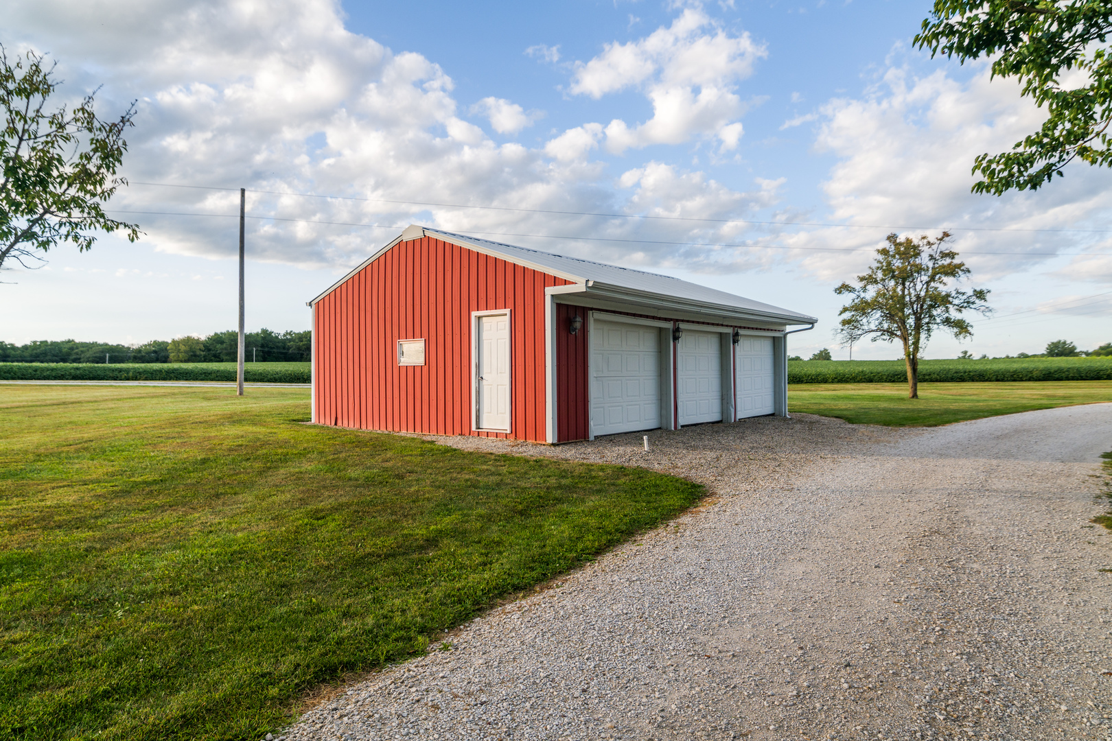 4789 Leghorn Road, Clinton, IL 61727