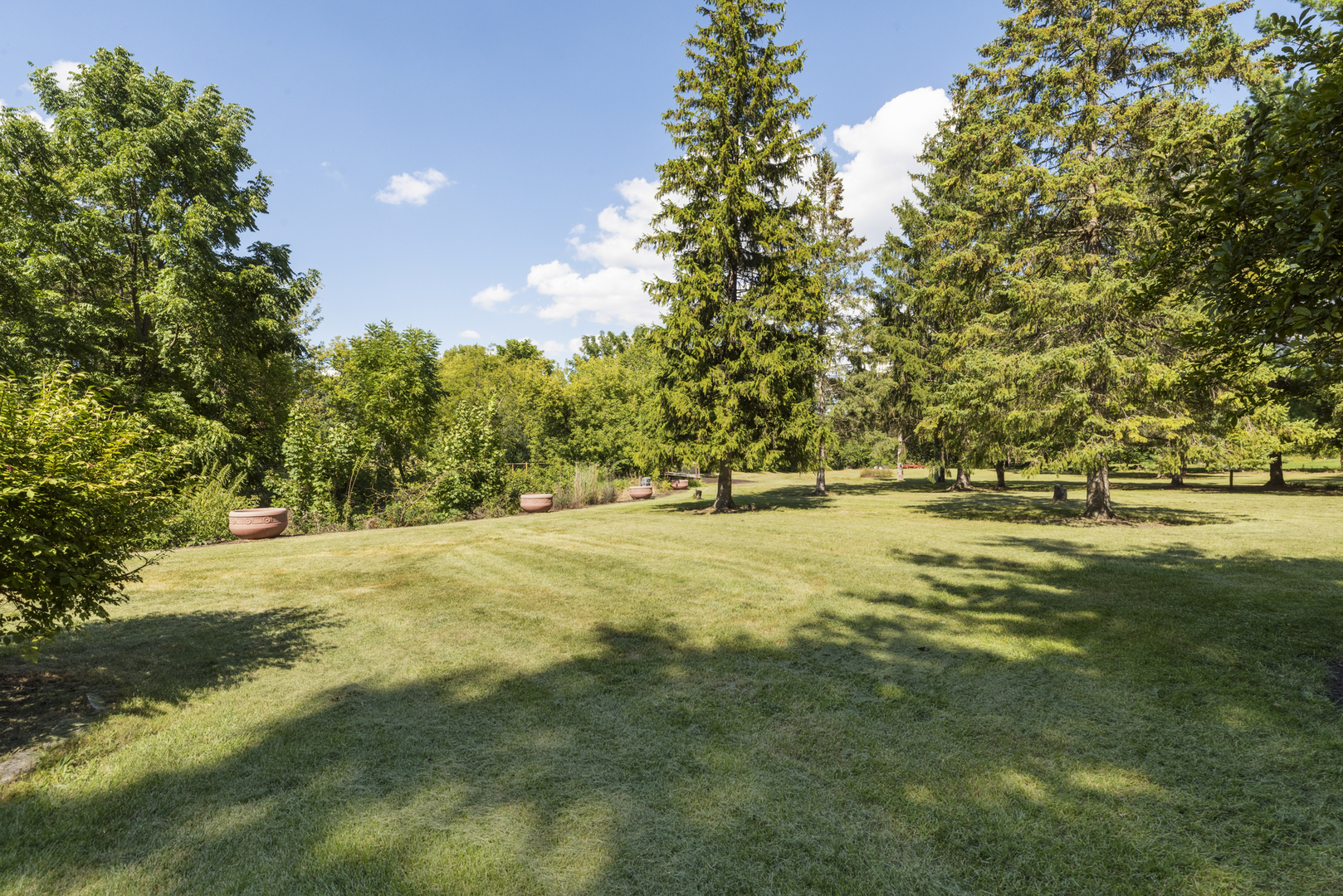 504 W Forest Avenue, Round Lake, IL 60073