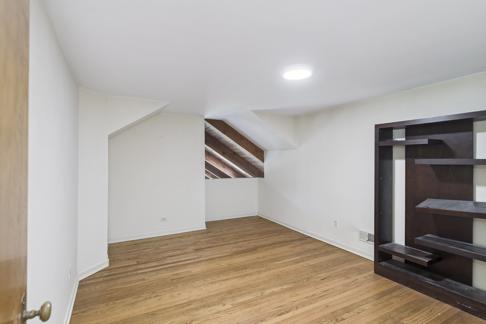 504 W Forest Avenue, Round Lake, IL 60073