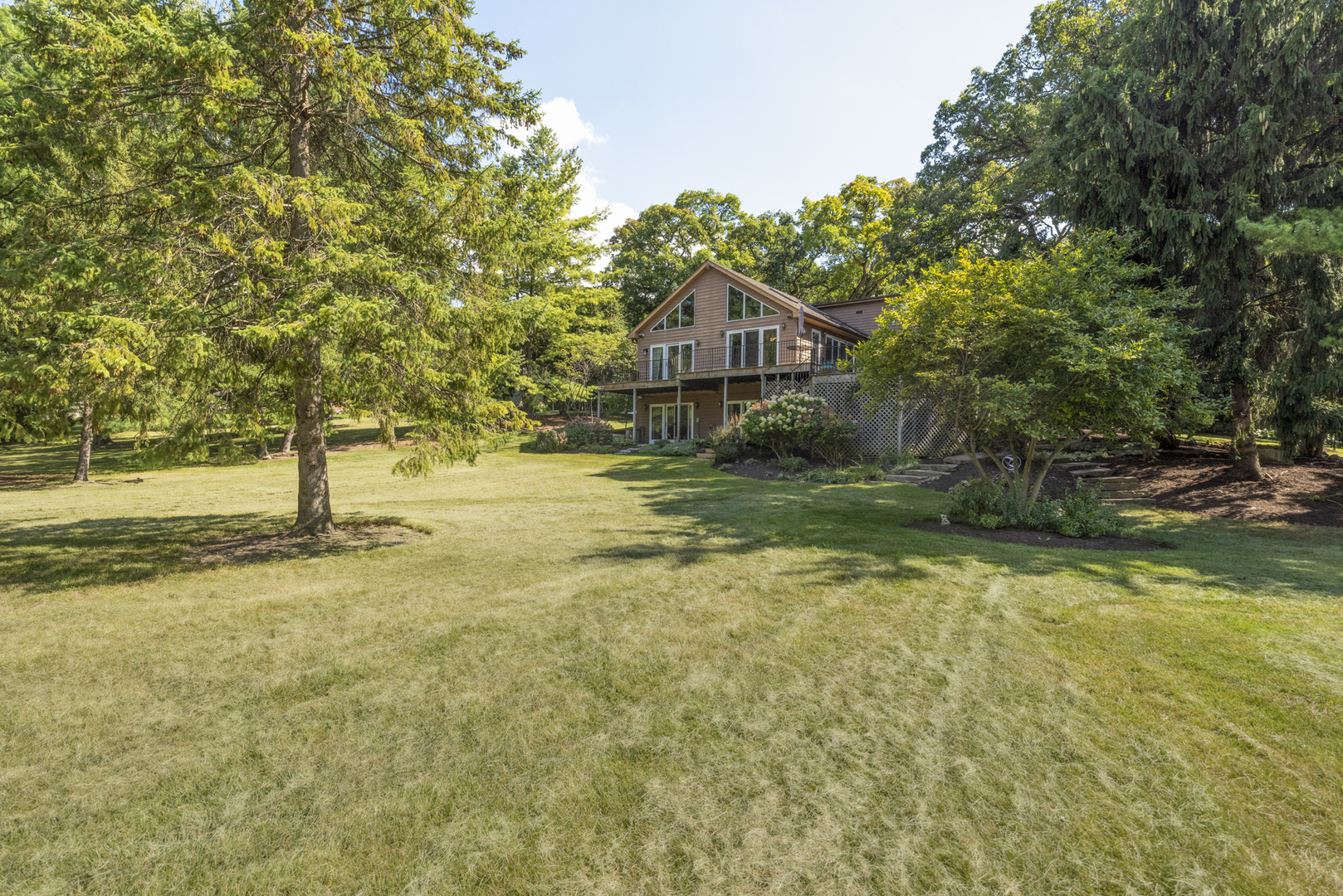 504 W Forest Avenue, Round Lake, IL 60073