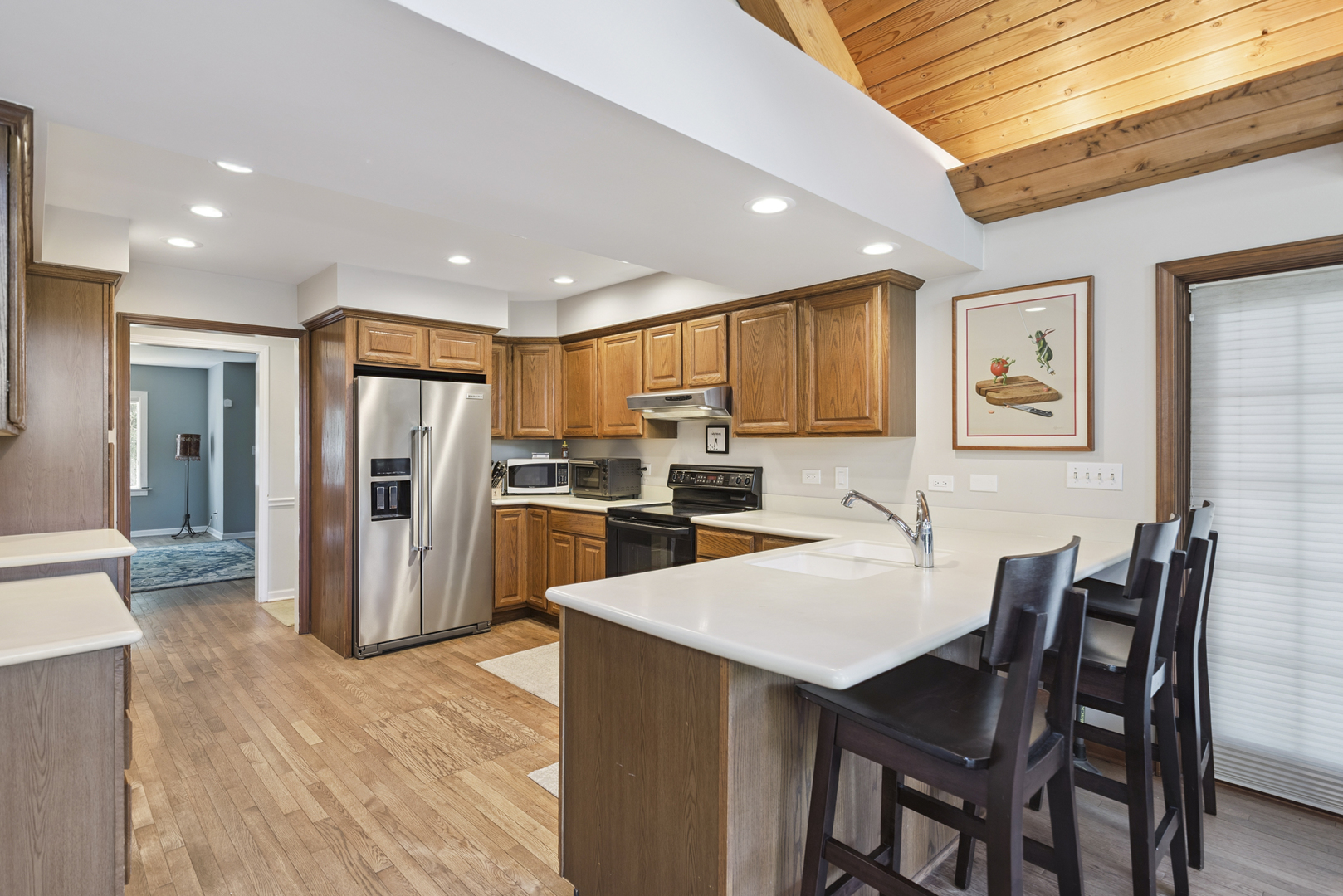 504 W Forest Avenue, Round Lake, IL 60073