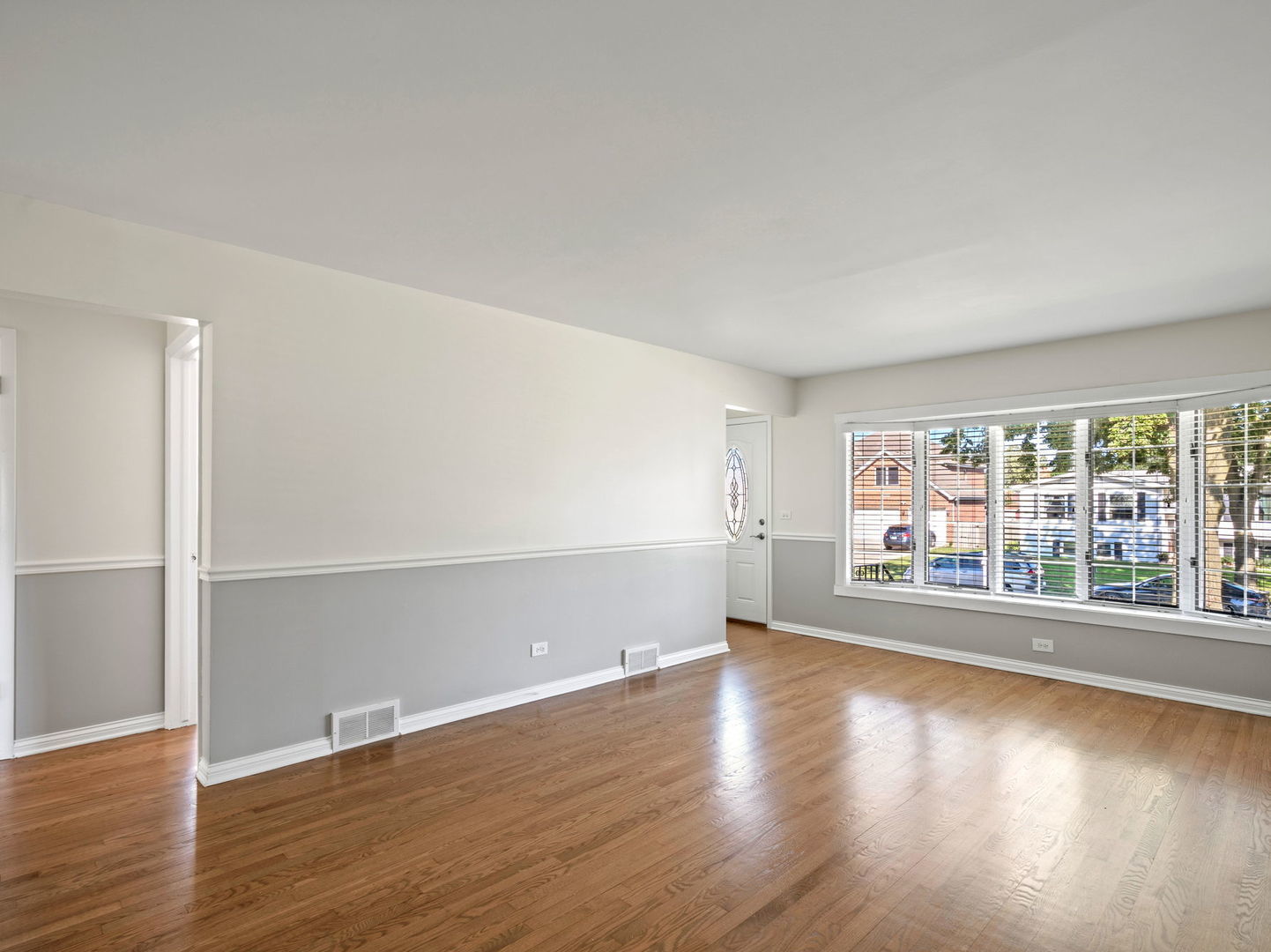 780 N adele Street, Elmhurst, IL 60126