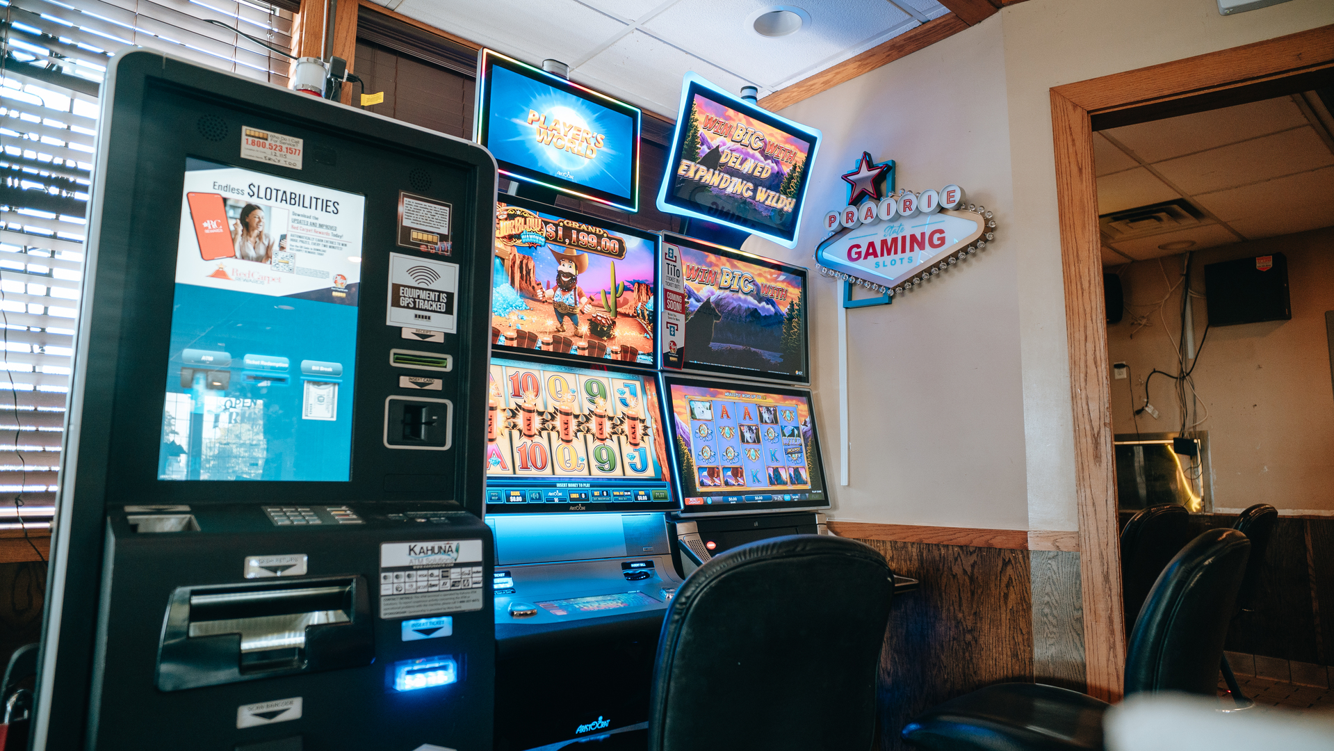 921 Maple Hill Road, Bloomington, IL 61701