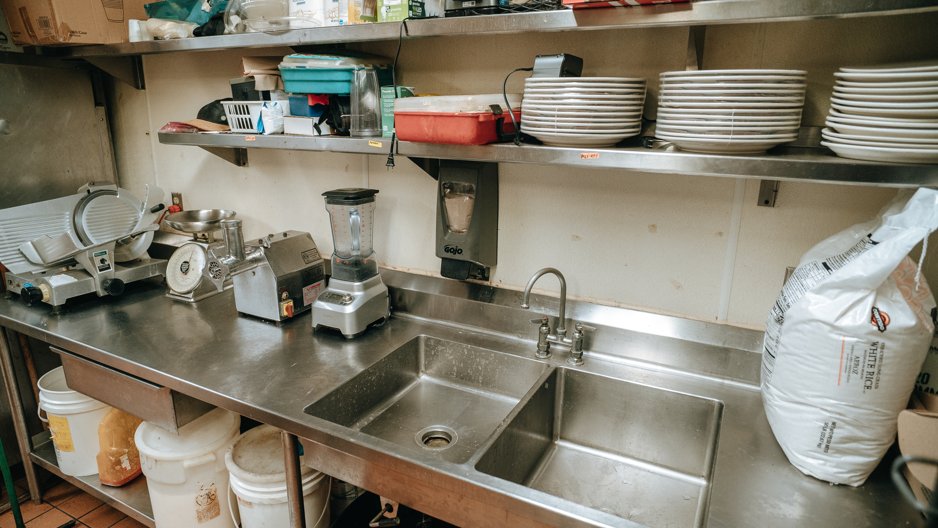 921 Maple Hill Road, Bloomington, IL 61701