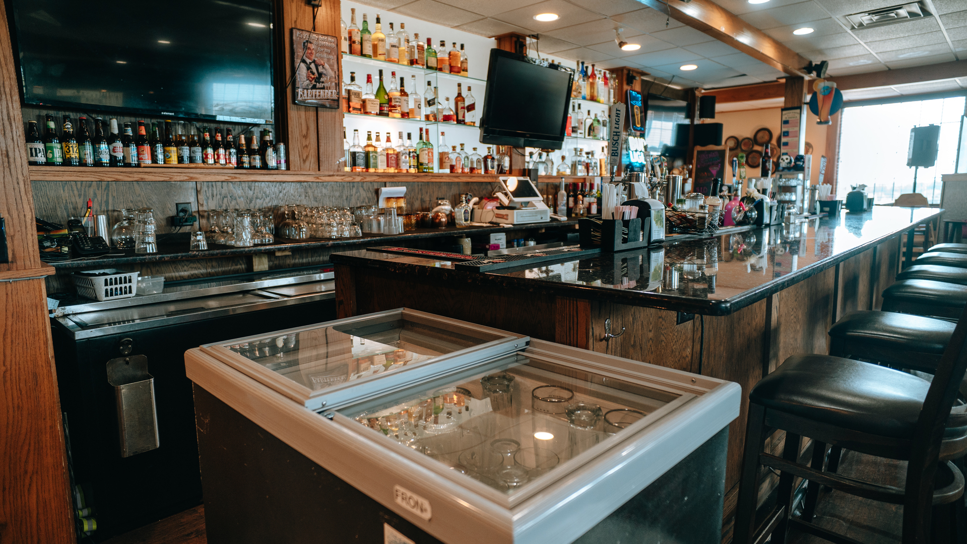 921 Maple Hill Road, Bloomington, IL 61701