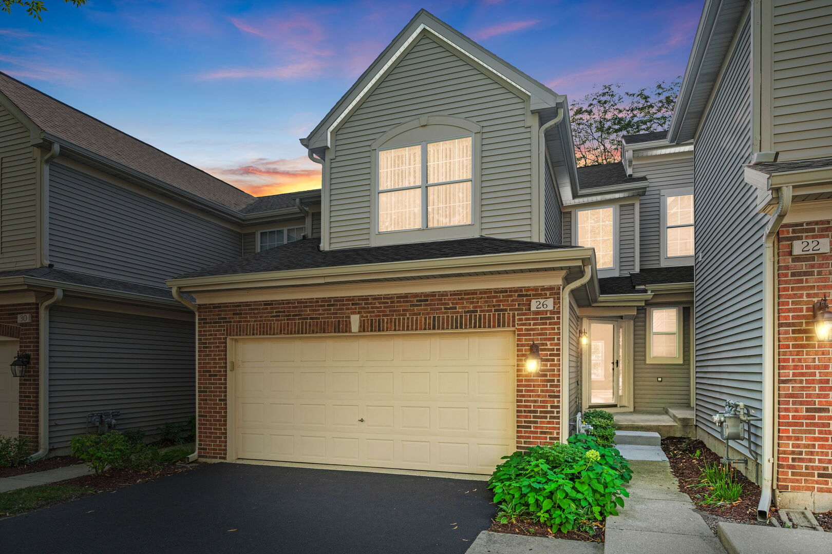 26 Egg Harbour Court, Schaumburg, IL 60173