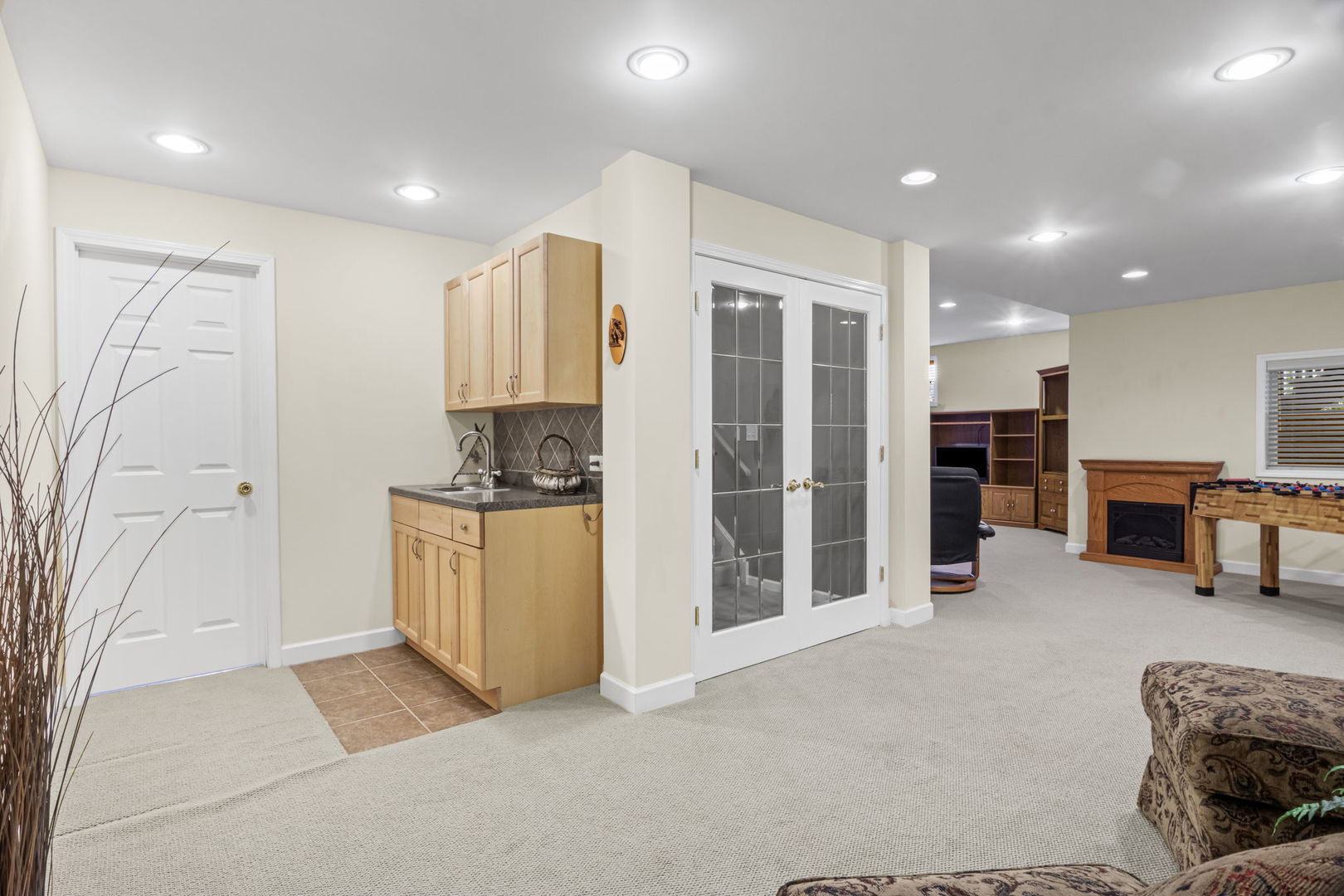 4057 Pheasant Court, St. Charles, IL 60174