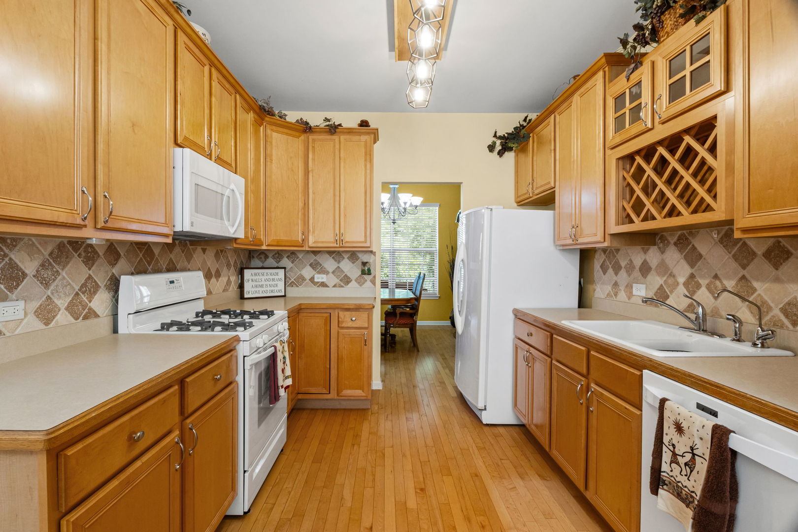 4057 Pheasant Court, St. Charles, IL 60174
