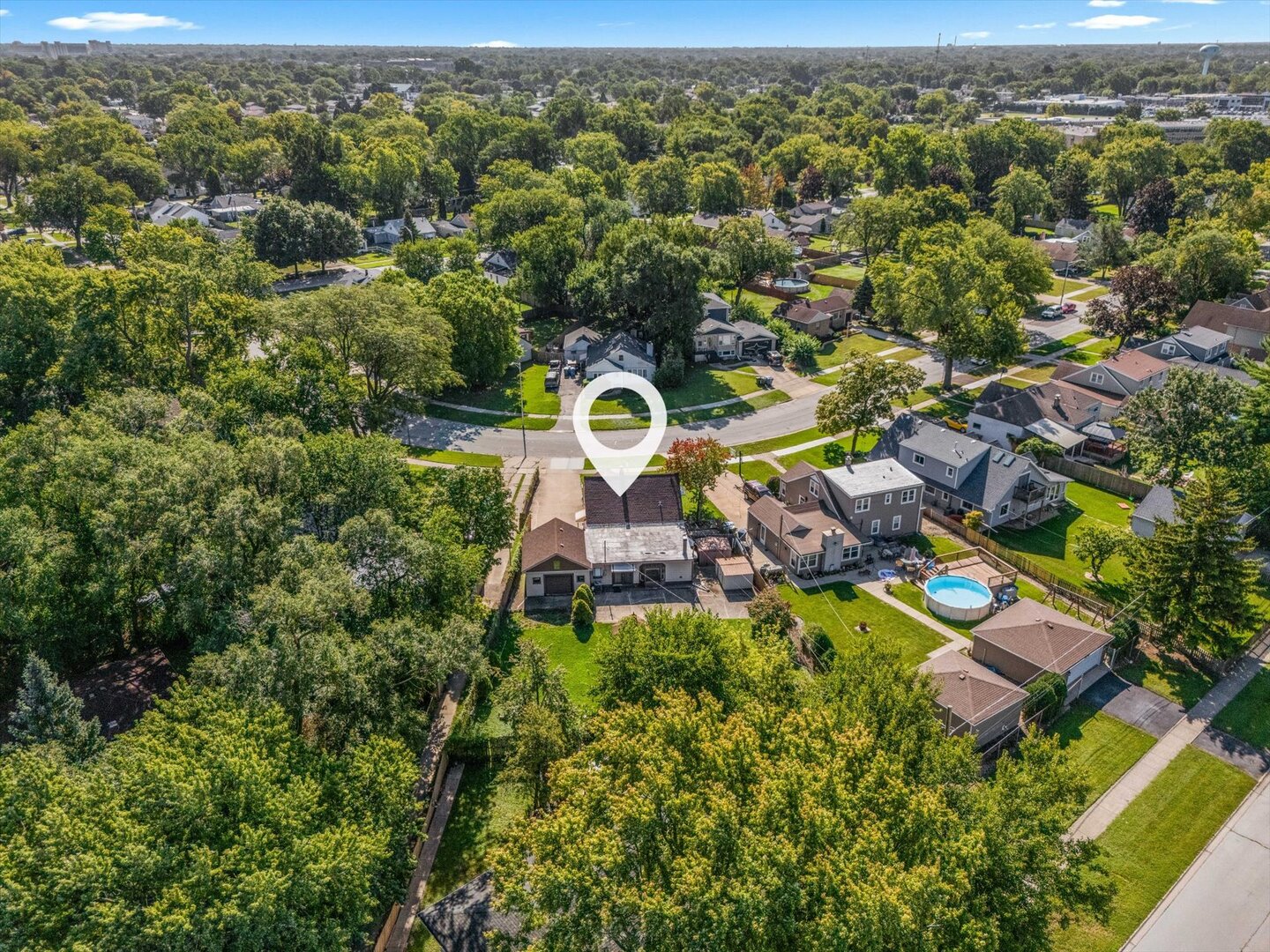 9100 Lynwood Drive, Oak Lawn, IL 60453