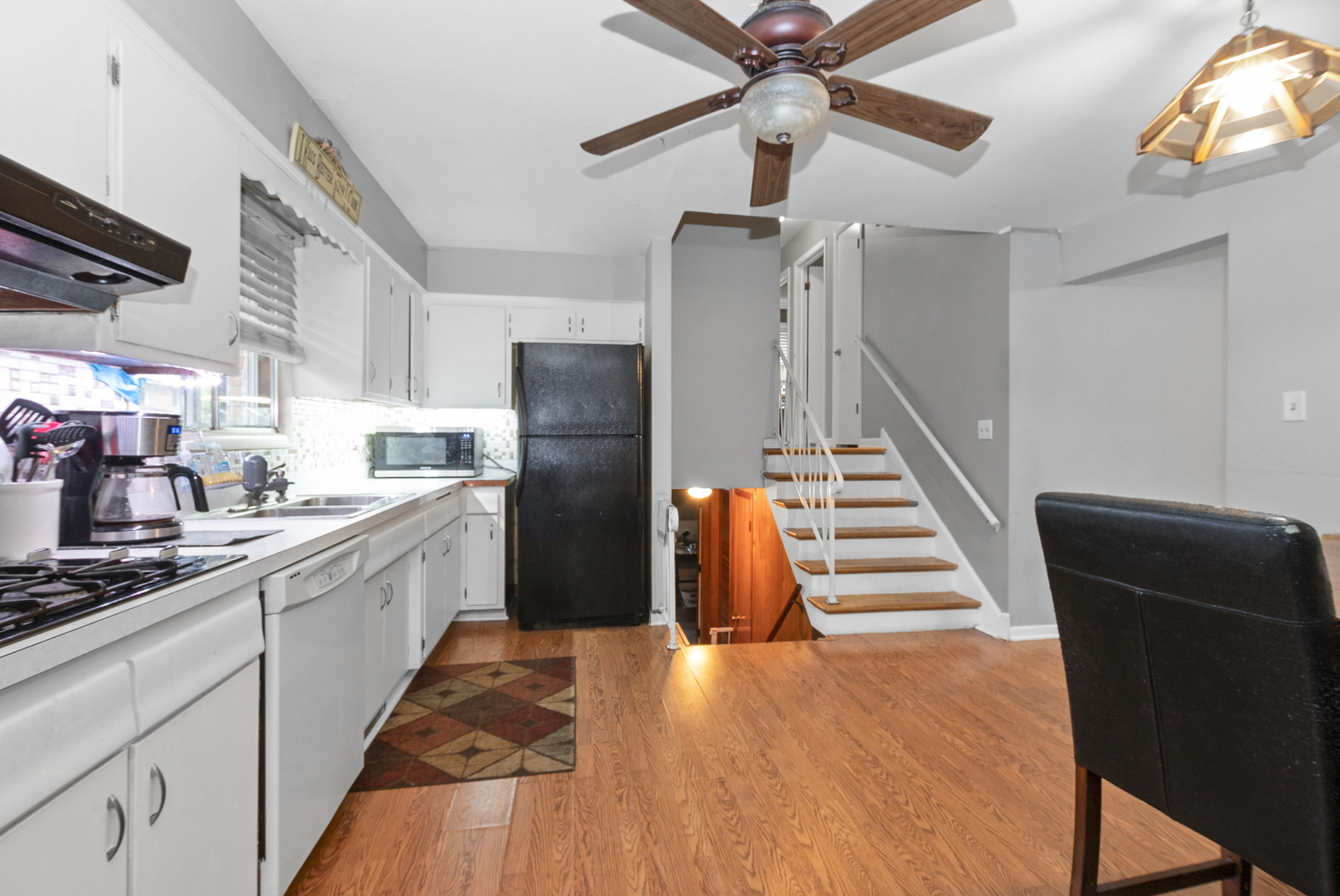 4511 W Howdy Lane, Alsip, IL 60803
