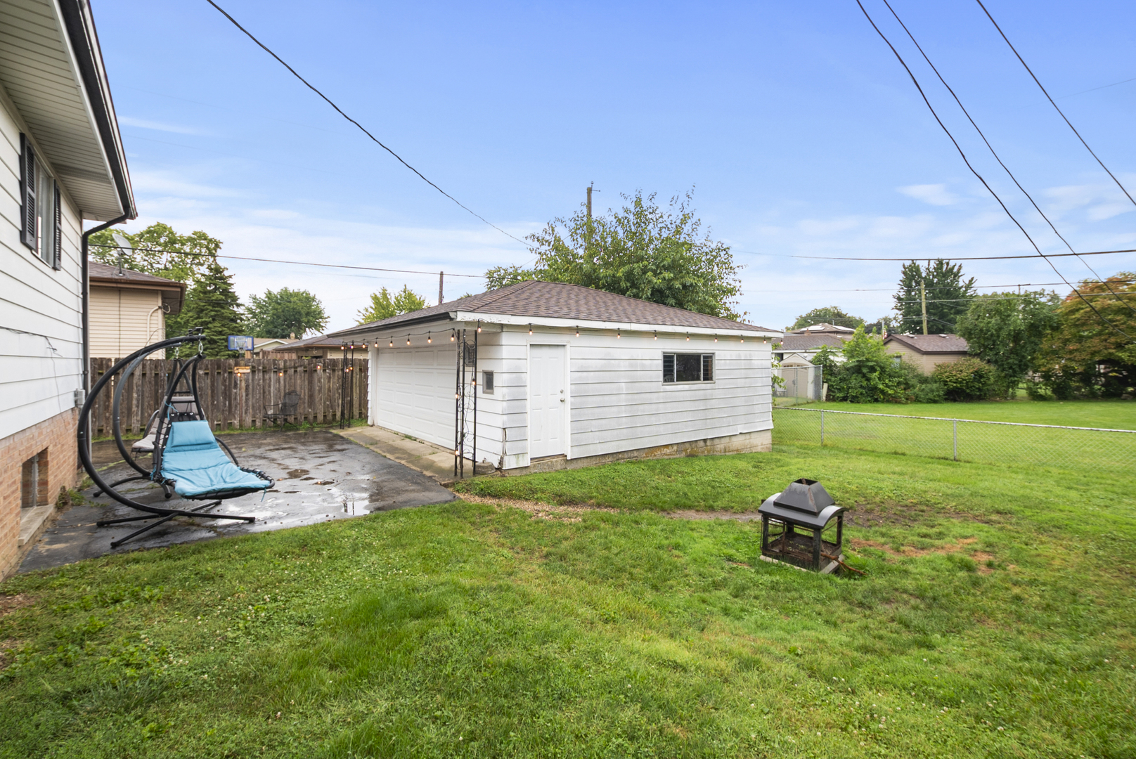 4511 W Howdy Lane, Alsip, IL 60803