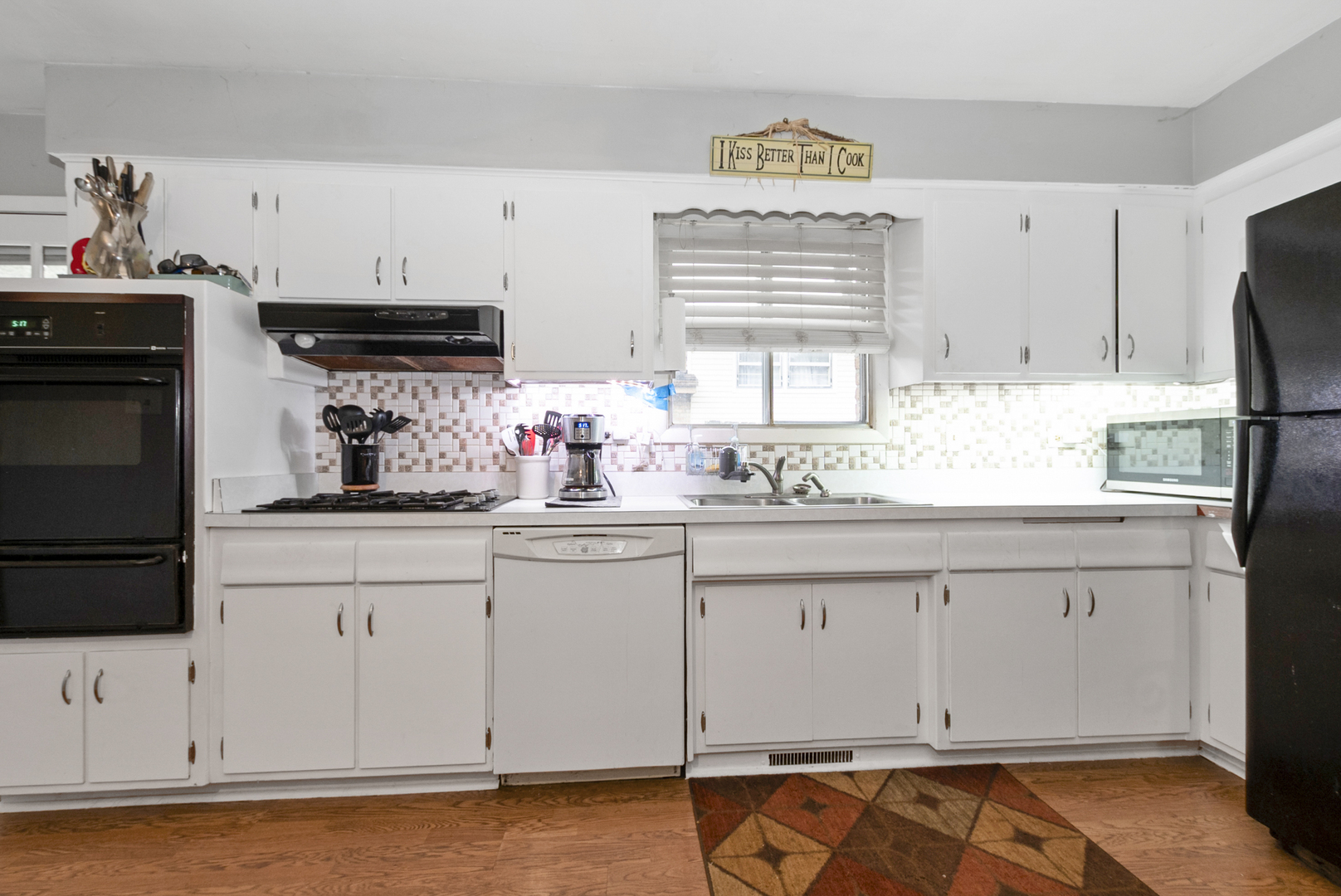 4511 W Howdy Lane, Alsip, IL 60803