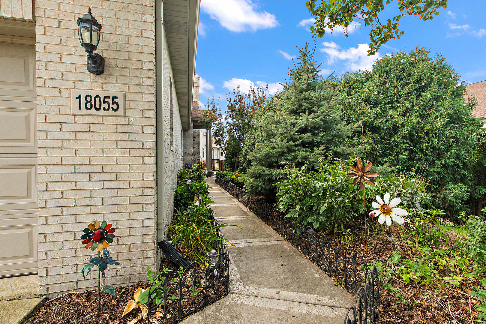 18055 Upland Drive, Tinley Park, IL 60487