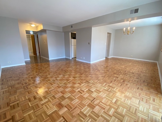 5240 Galitz Street #301, Skokie, IL 60077