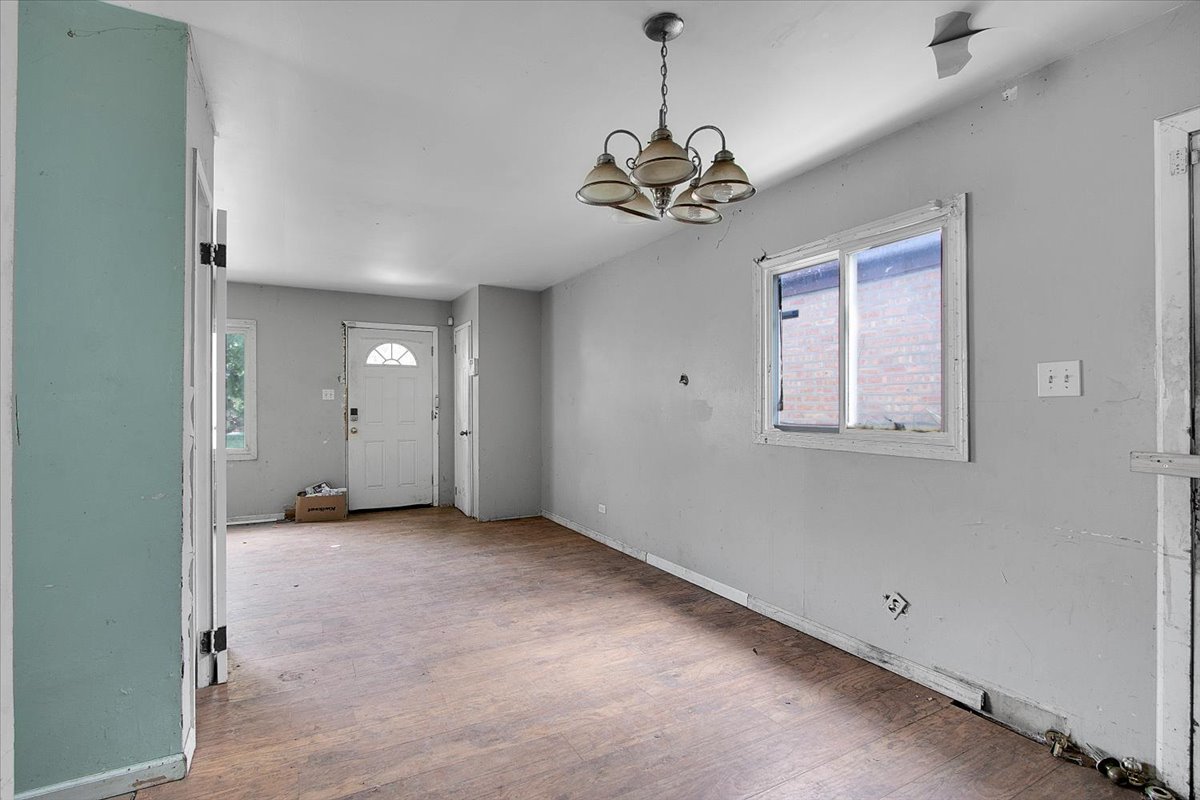 341 W 105th Place, Chicago, IL 60628