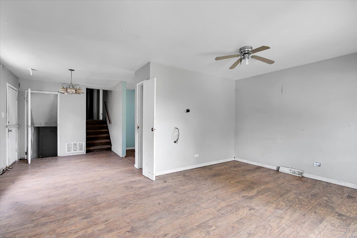 341 W 105th Place, Chicago, IL 60628