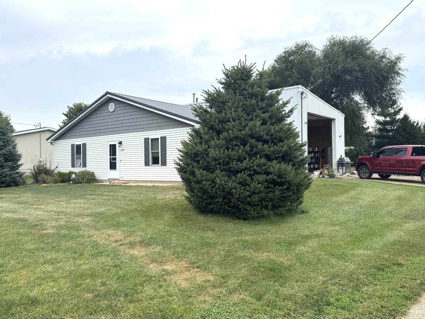 202 W Front Street, Malden, IL 61337