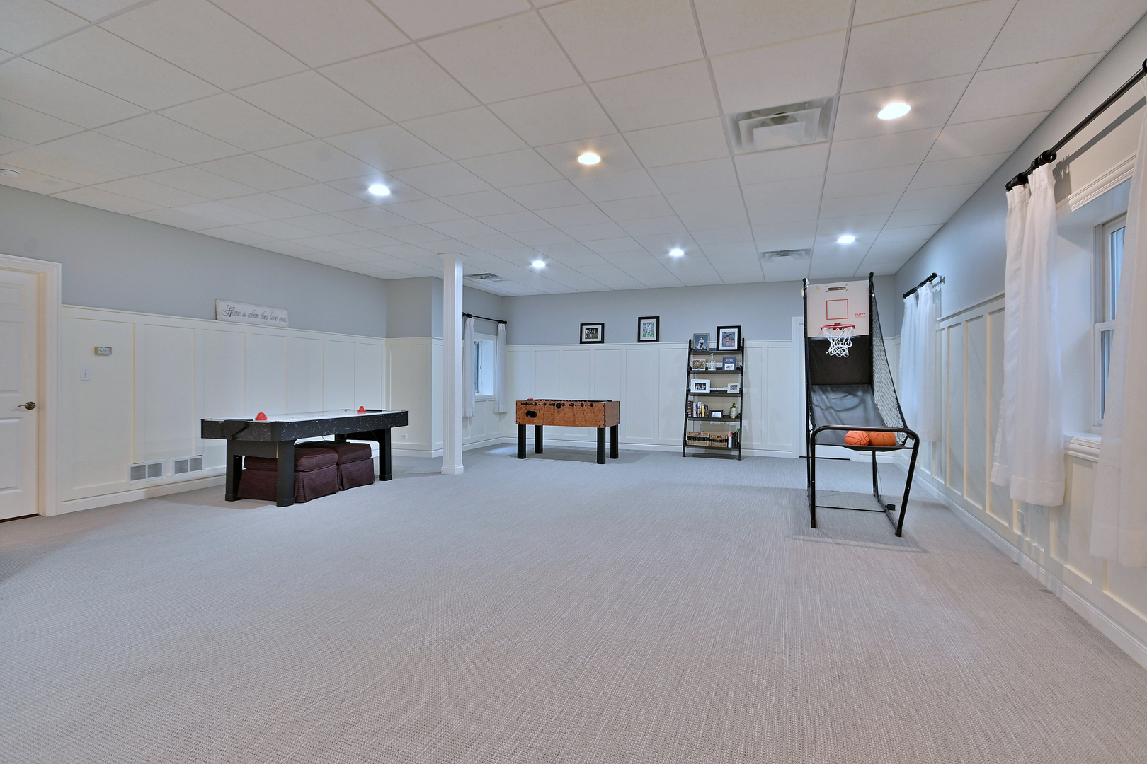 187 E Orchard Street, Elmhurst, IL 60126