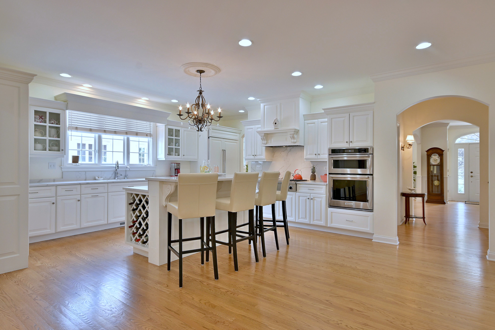 187 E Orchard Street, Elmhurst, IL 60126