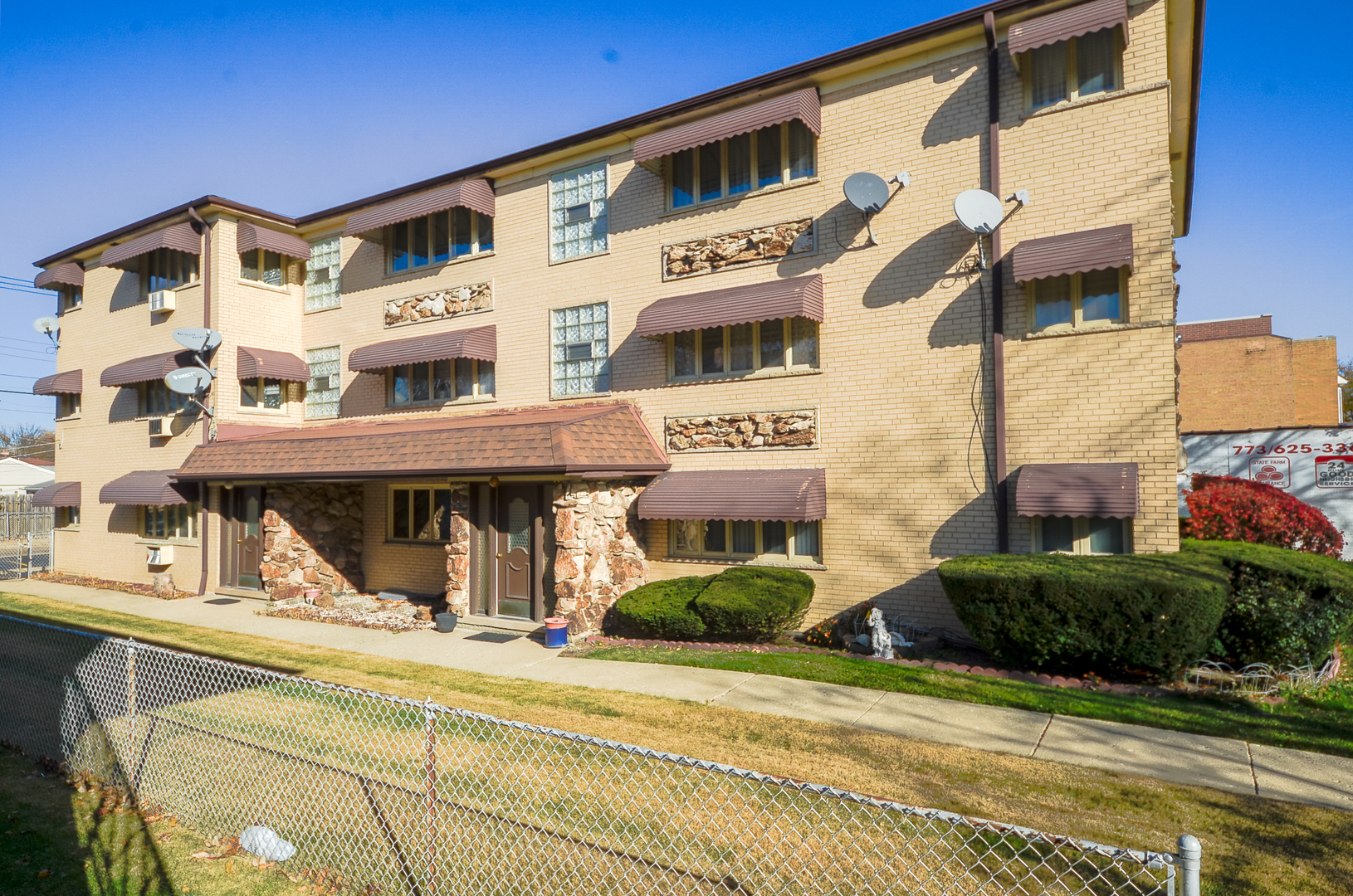 8216 W BELMONT Avenue #2N, Chicago, IL 60634