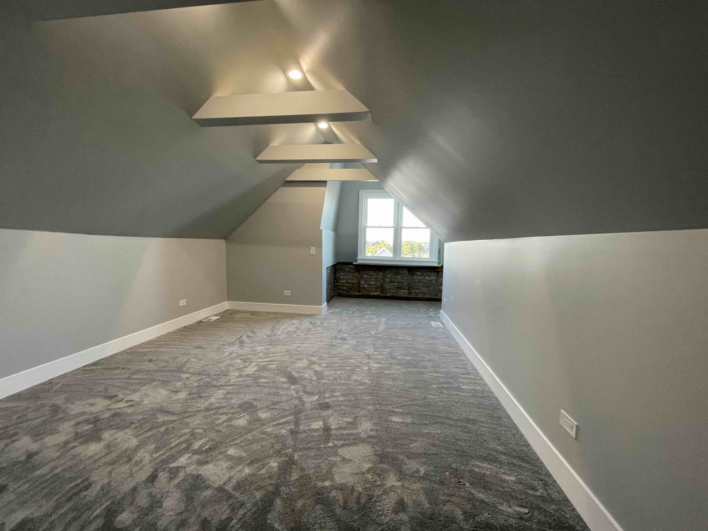 2221 W 21st Place #3F, Chicago, IL 60608
