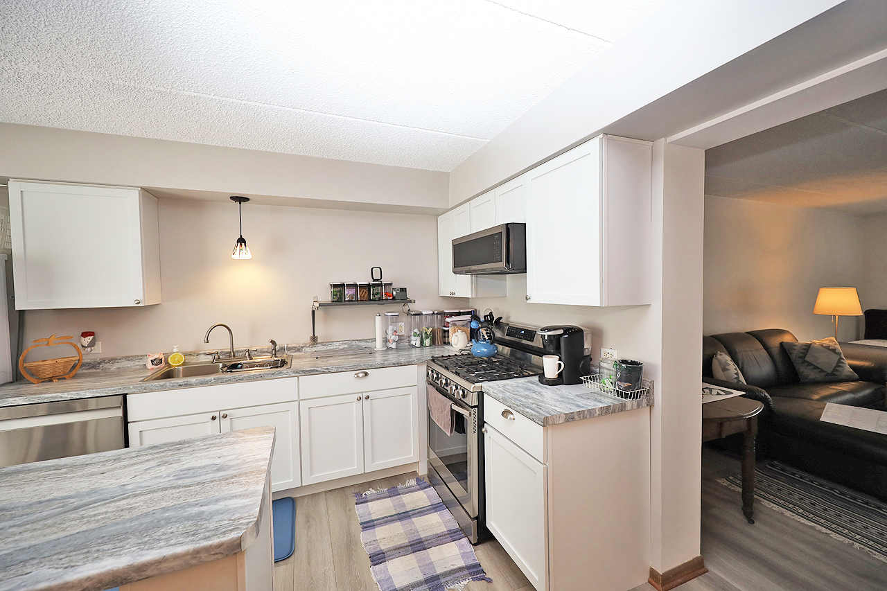 4946 Douglas Road #202, Downers Grove, IL 60515