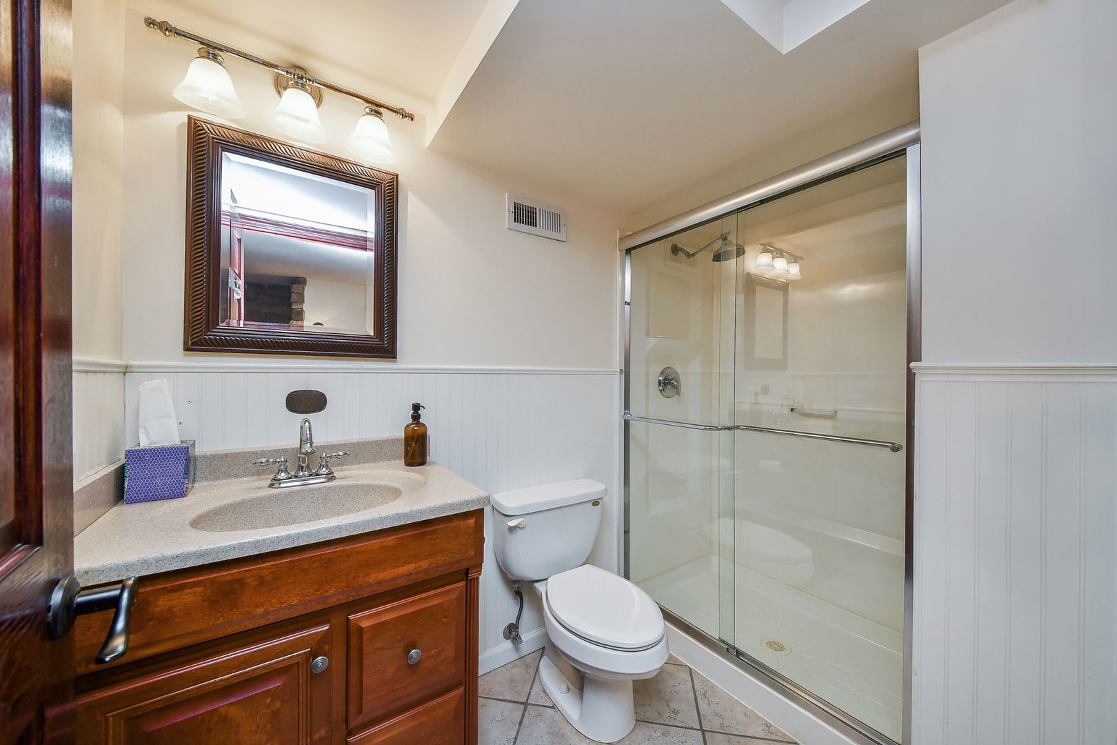 243 Valley View Drive, St. Charles, IL 60175