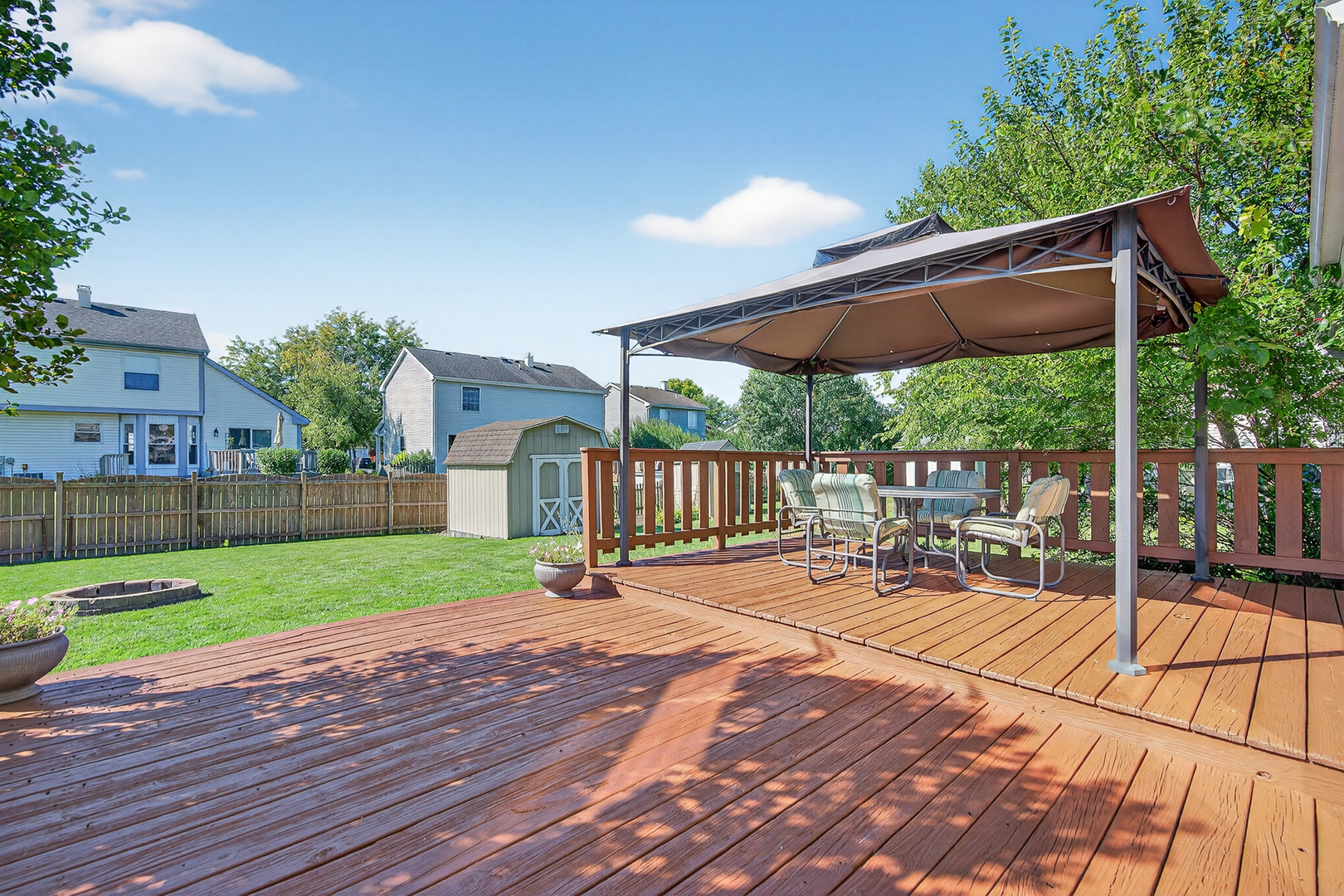 995 Longford Road, Bartlett, IL 60103