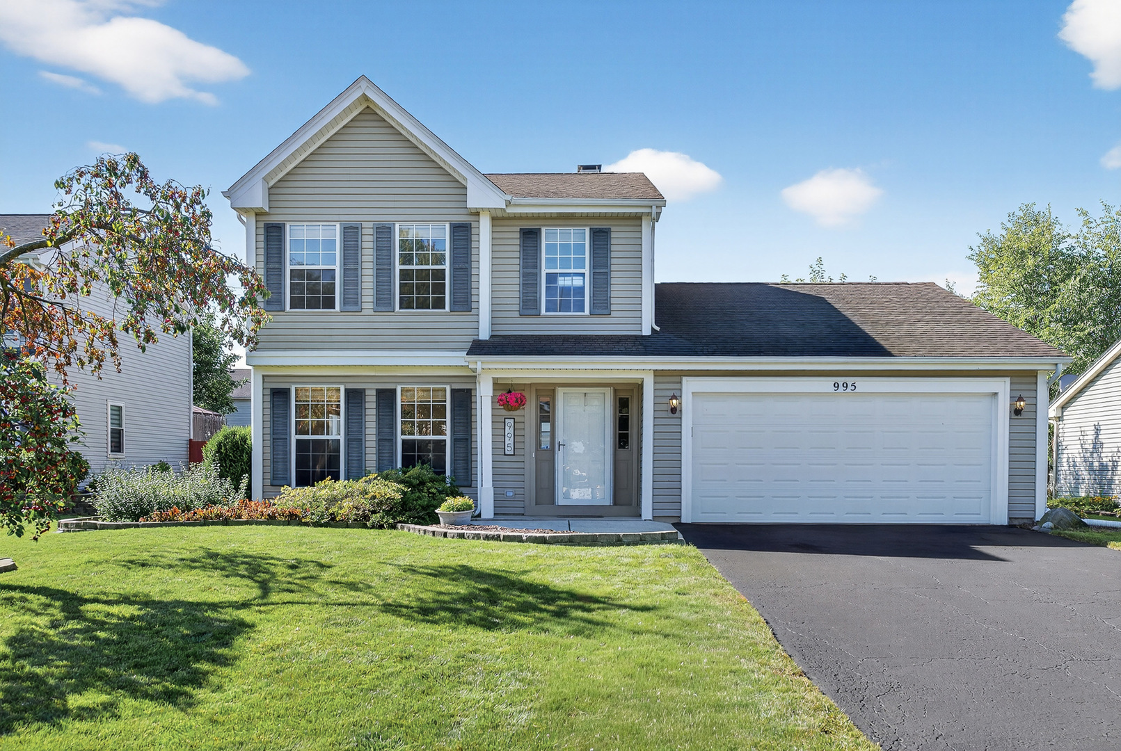 995 Longford Road, Bartlett, IL 60103