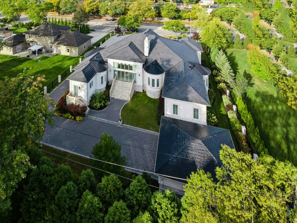 2315 N Arlington Heights Road, Arlington Heights, IL 60004