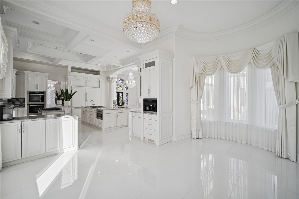 2315 N Arlington Heights Road, Arlington Heights, IL 60004