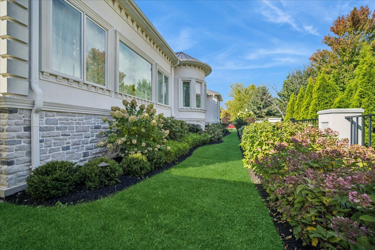 2315 N Arlington Heights Road, Arlington Heights, IL 60004