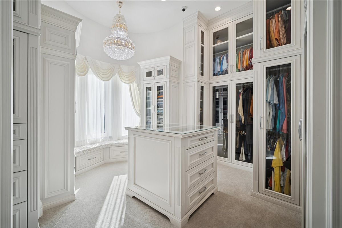 2315 N Arlington Heights Road, Arlington Heights, IL 60004