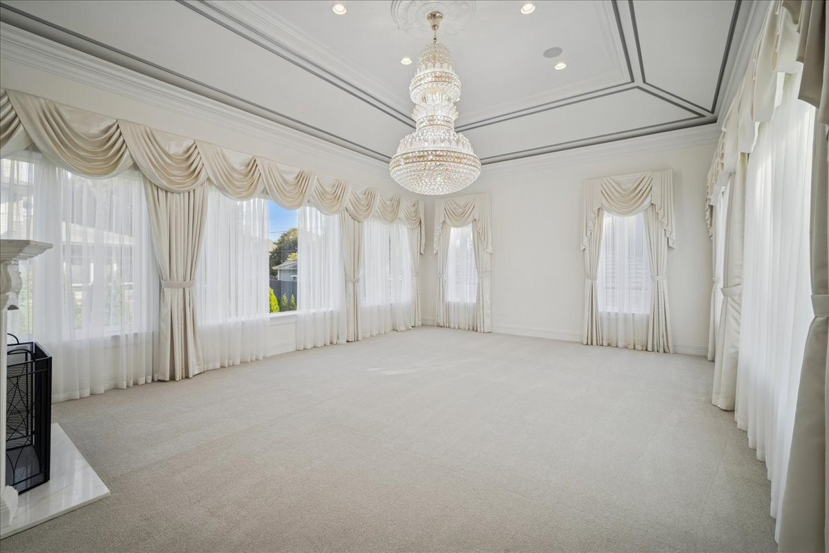 2315 N Arlington Heights Road, Arlington Heights, IL 60004