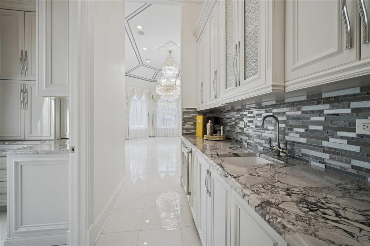 2315 N Arlington Heights Road, Arlington Heights, IL 60004