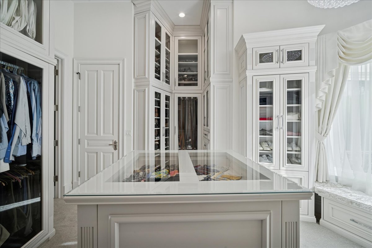 2315 N Arlington Heights Road, Arlington Heights, IL 60004