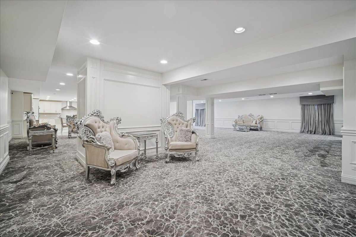 2315 N Arlington Heights Road, Arlington Heights, IL 60004