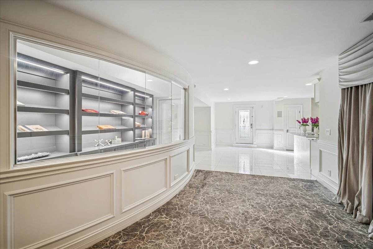 2315 N Arlington Heights Road, Arlington Heights, IL 60004