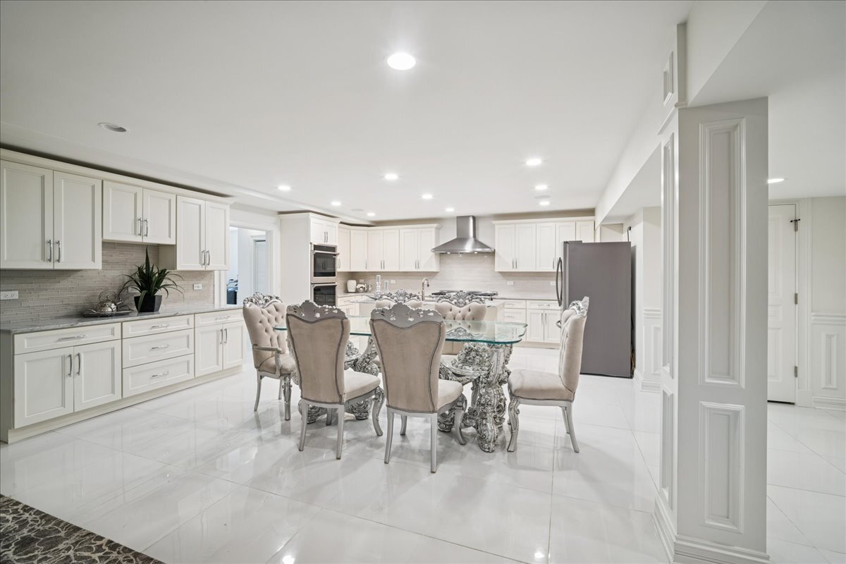 2315 N Arlington Heights Road, Arlington Heights, IL 60004