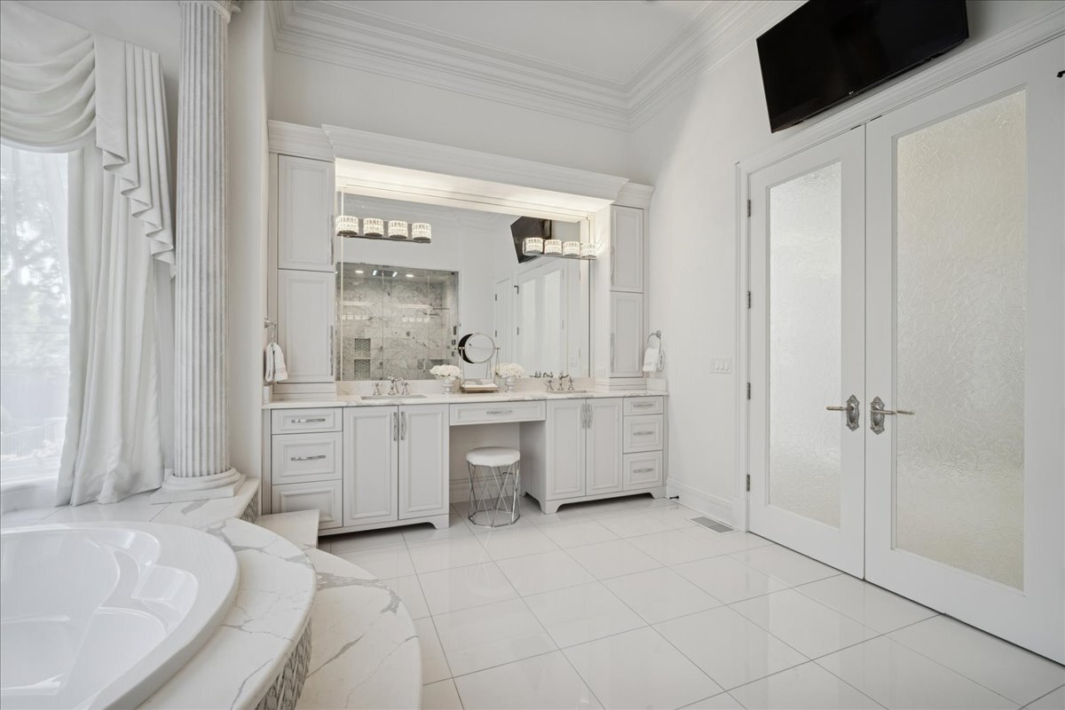 2315 N Arlington Heights Road, Arlington Heights, IL 60004