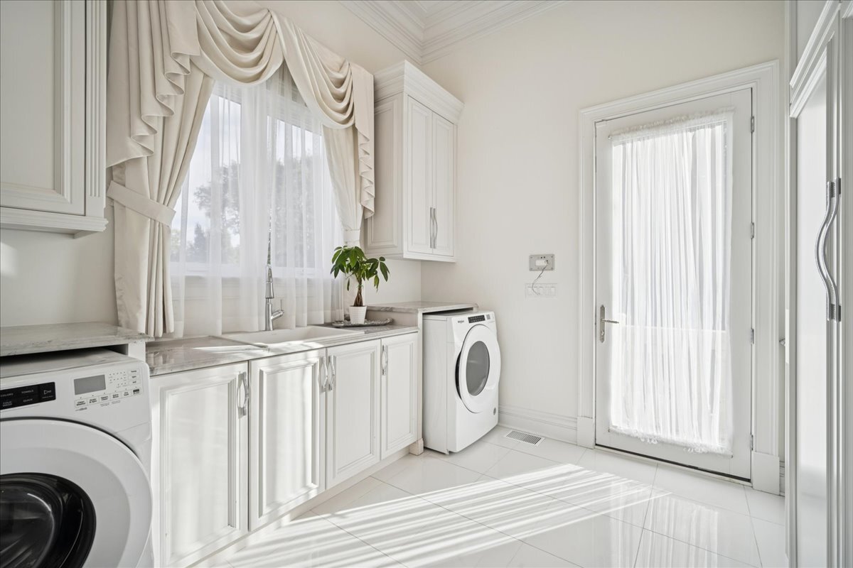 2315 N Arlington Heights Road, Arlington Heights, IL 60004