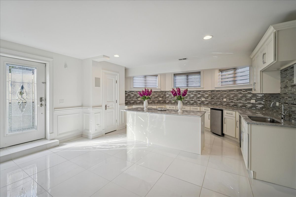 2315 N Arlington Heights Road, Arlington Heights, IL 60004