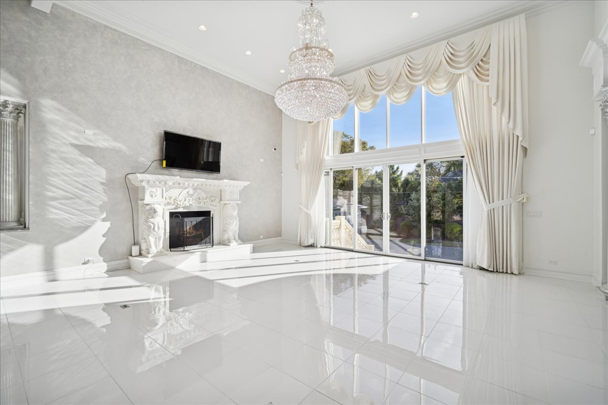 2315 N Arlington Heights Road, Arlington Heights, IL 60004